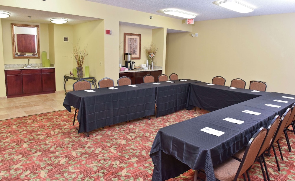 Hampton Inn Ruston - photo 35