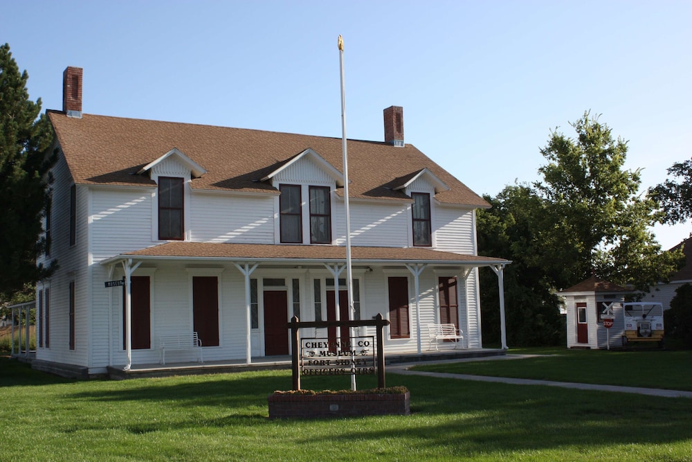 Hampton Inn Sidney NE - photo 67