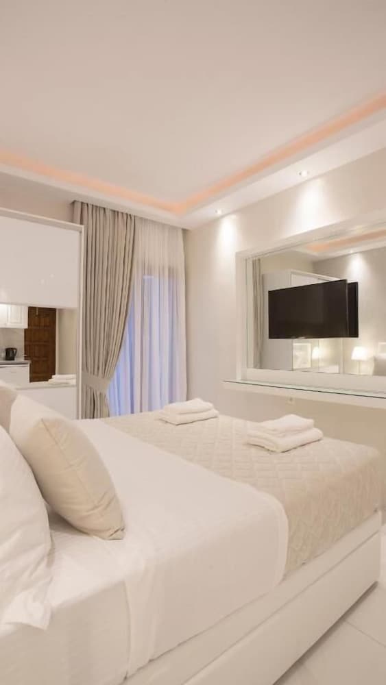 Amaryllis Luxury Rooms — Leptokarya — photo 4