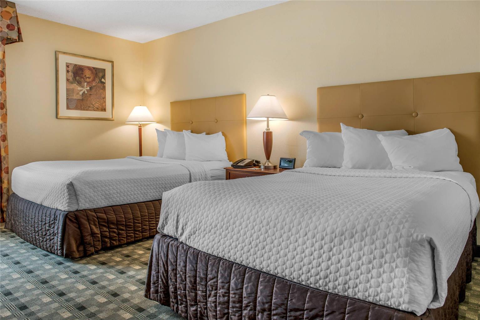Quality Hotel Conference Center Cincinnati Blue Ash - photo 8
