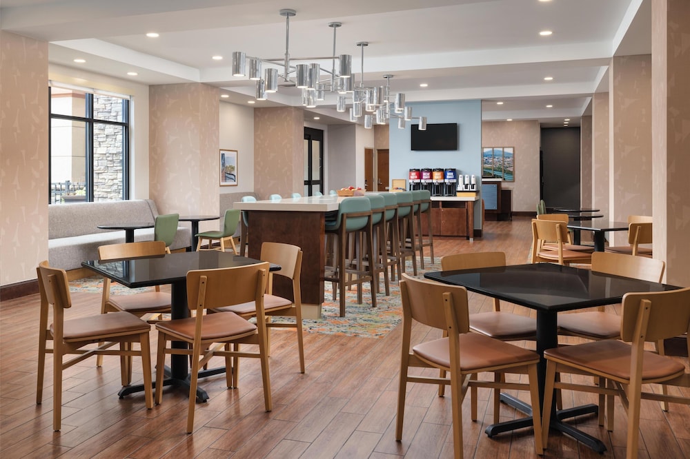 Hampton Inn Chattanooga West Lookout Mountain - photo 32