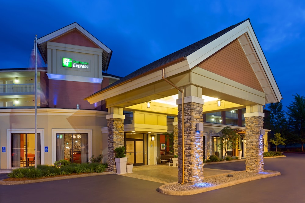 Holiday Inn Express Roseburg by IHG - photo 45