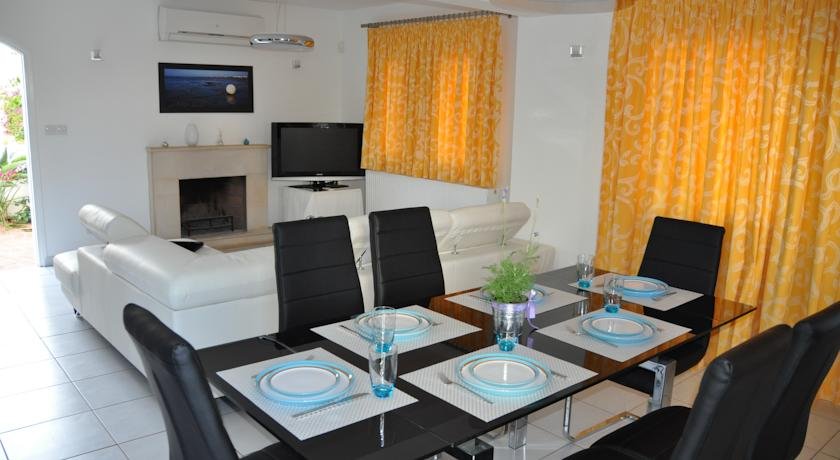 Poros 2 Villa — 4-Star Luxury Hotel in Protaras, Cyprus