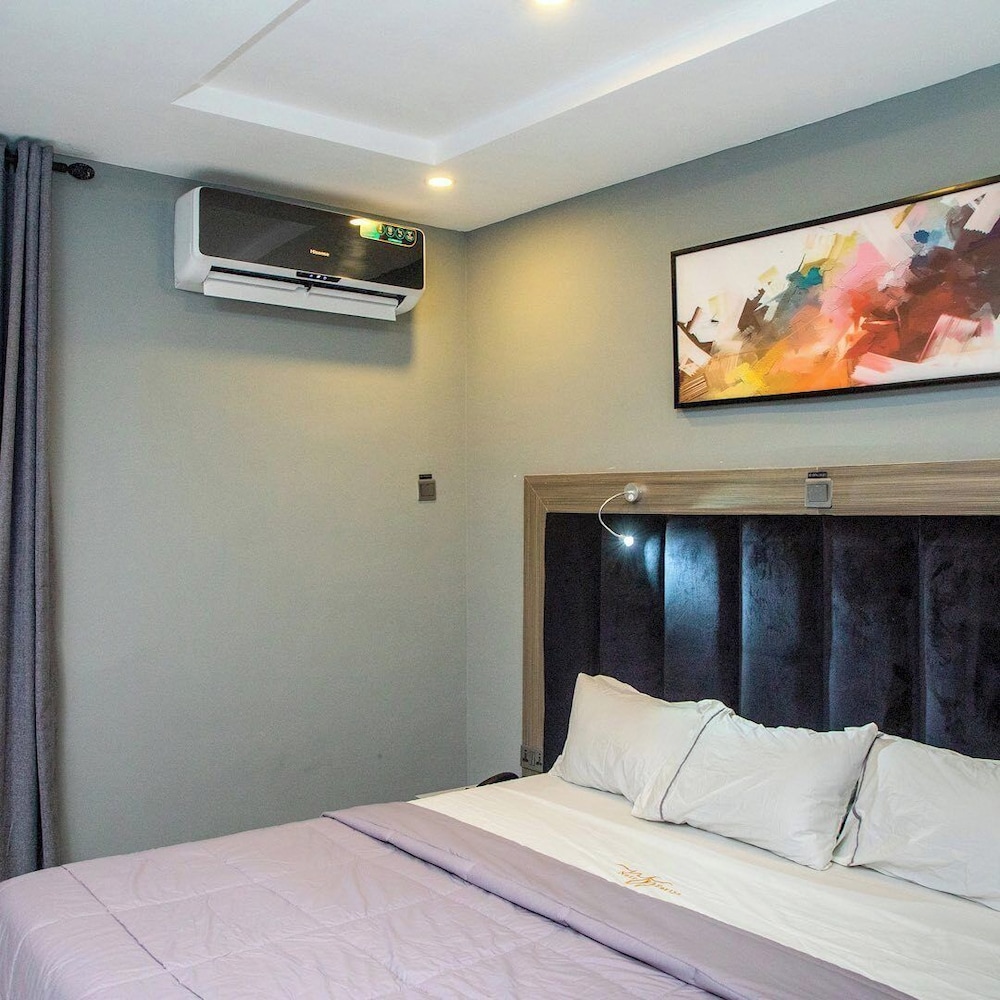 Noir by Fortys - last minute hotel in Lagos