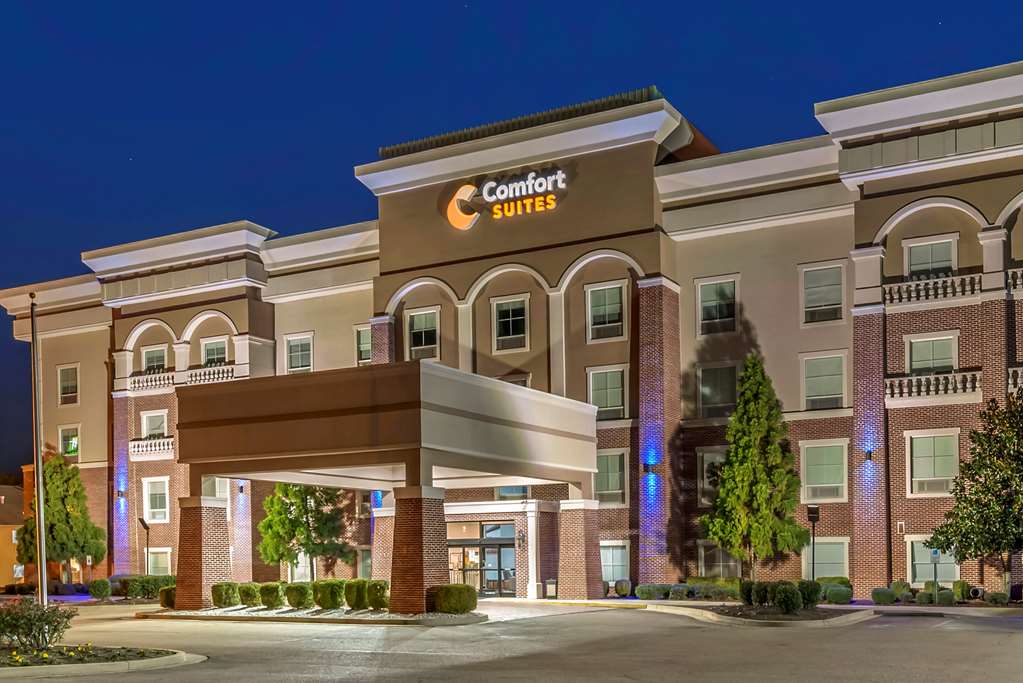 Comfort Suites West Memphis I 40 I 55 - carbon neutral hotel in West Memphis