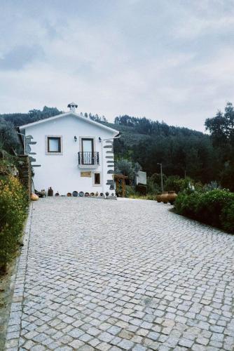 A Casa dos Avós Alojamento Local — 4-Star Luxury Hotel in Serta, Portugal