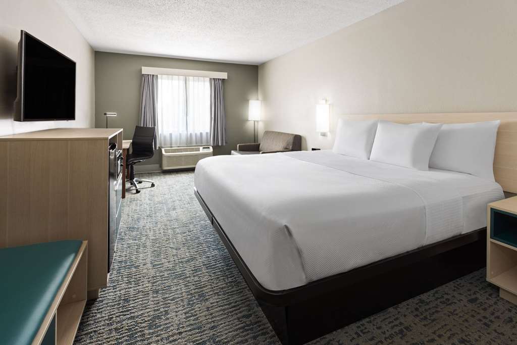 Baymont by Wyndham LaGrange - photo 11