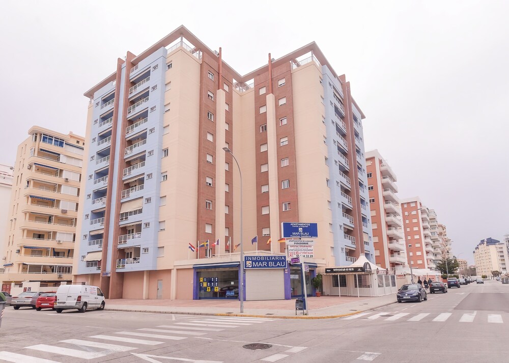 Apartamentos Marblau Peredamar Julio y Agosto SOLO FAMILIAS — 4-Star Luxury Hotel in Gandia, Spain