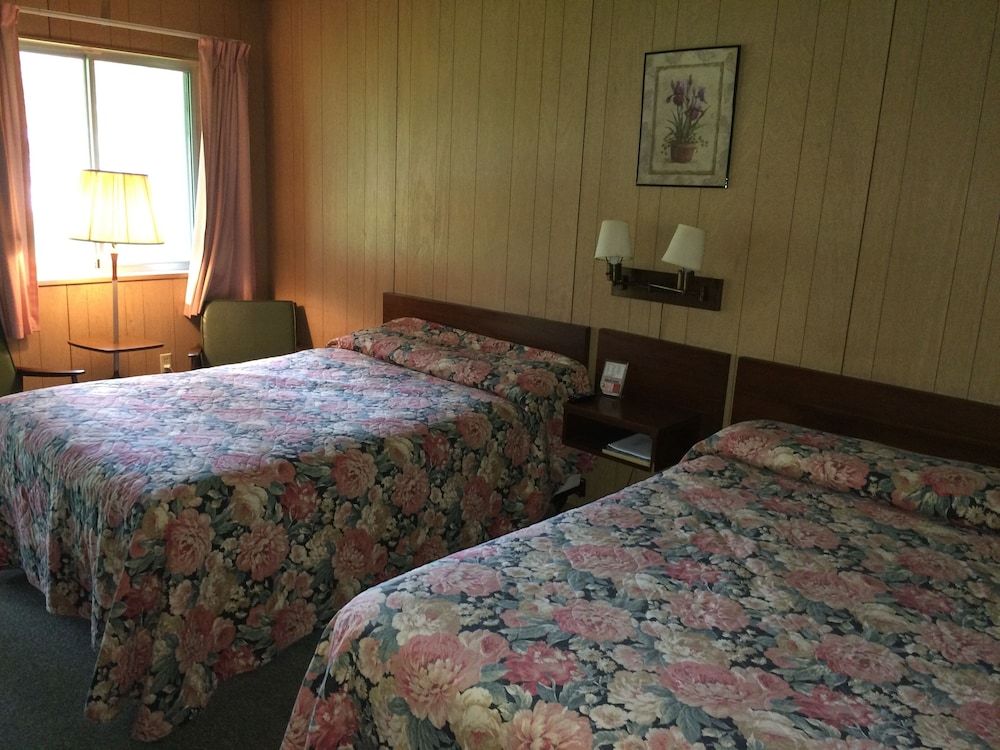 Maples Motel - photo 17