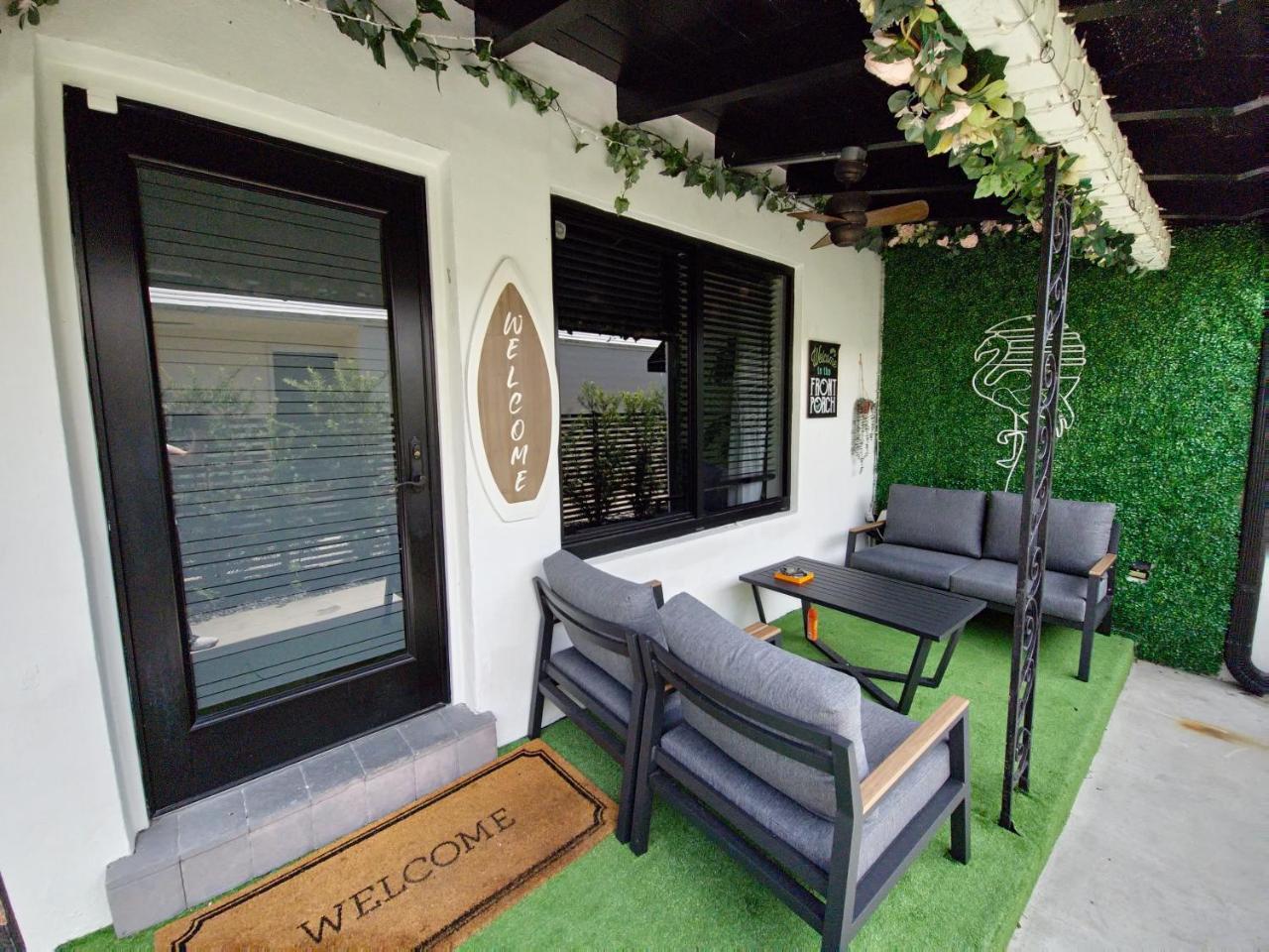 Quiet Oasis Steps From Shops with Golf View CS61 in Hollywood, United States