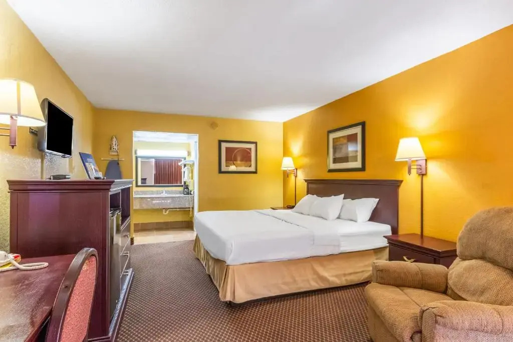 Days Inn Elk City - photo 3