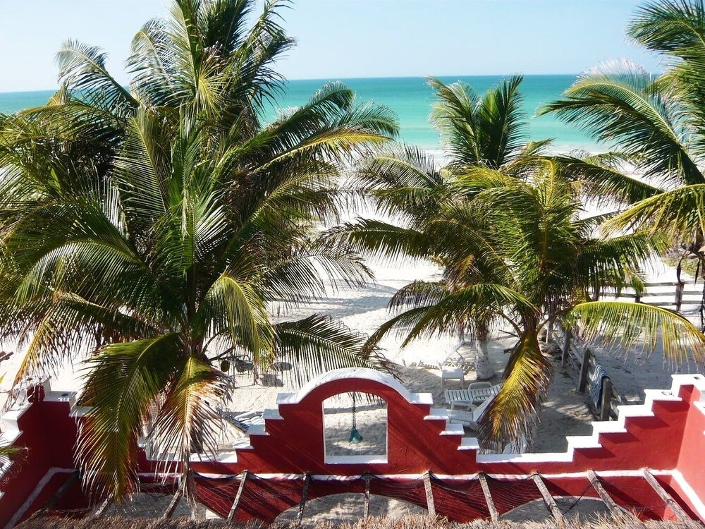 Beachfront Hacienda Del Cuyo Penthouse 8534638 — Tizimin