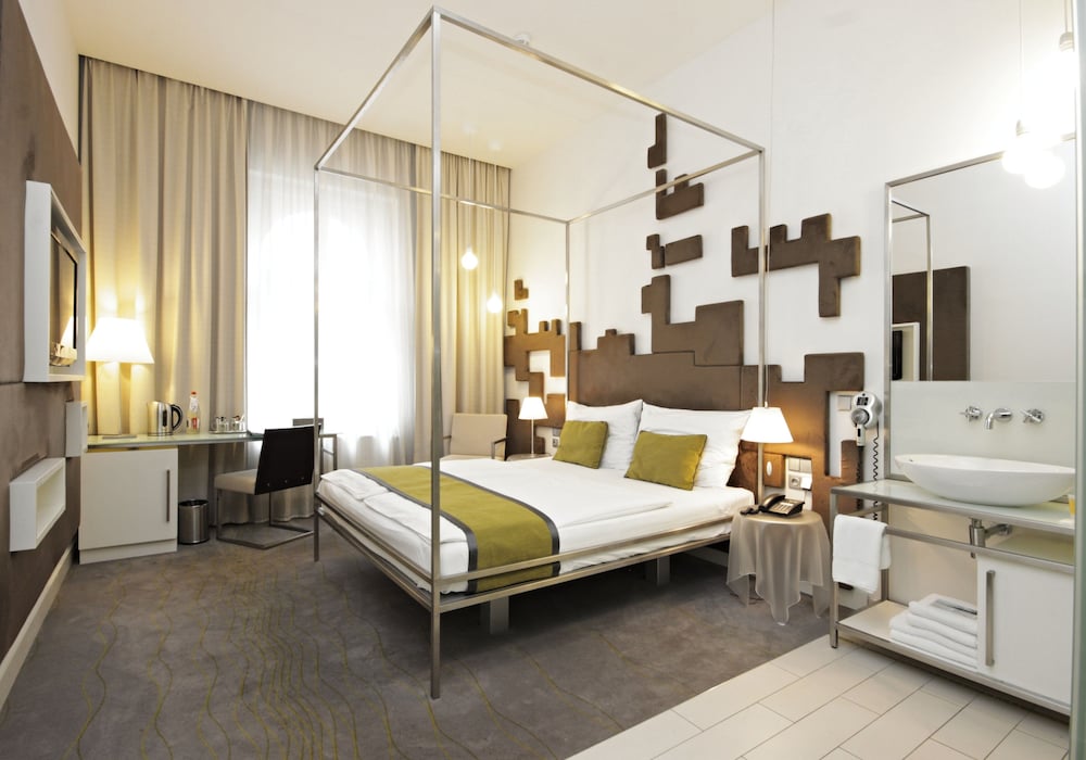 Pure White - carbon neutral hotel in Prague