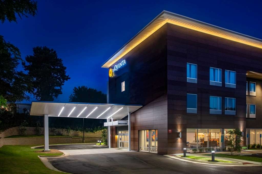 La Quinta Inn & Suites by Wyndham Oxford - photo 3
