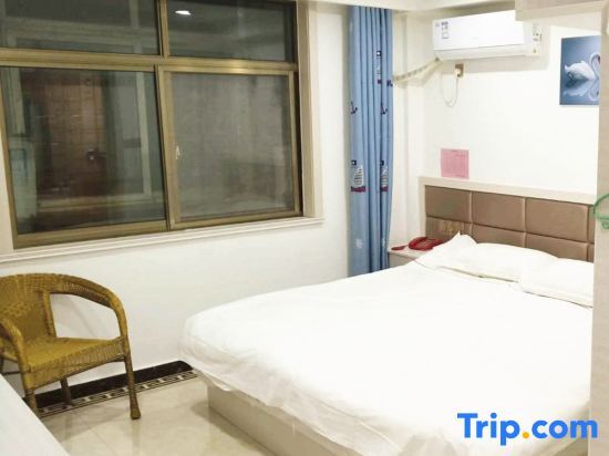 Rujia Huayi Hotel — hotel in Mengyin