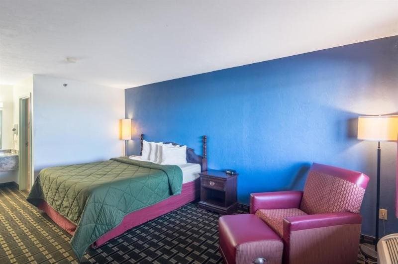 Premier Inn & Suites - carbon neutral hotel in Erick