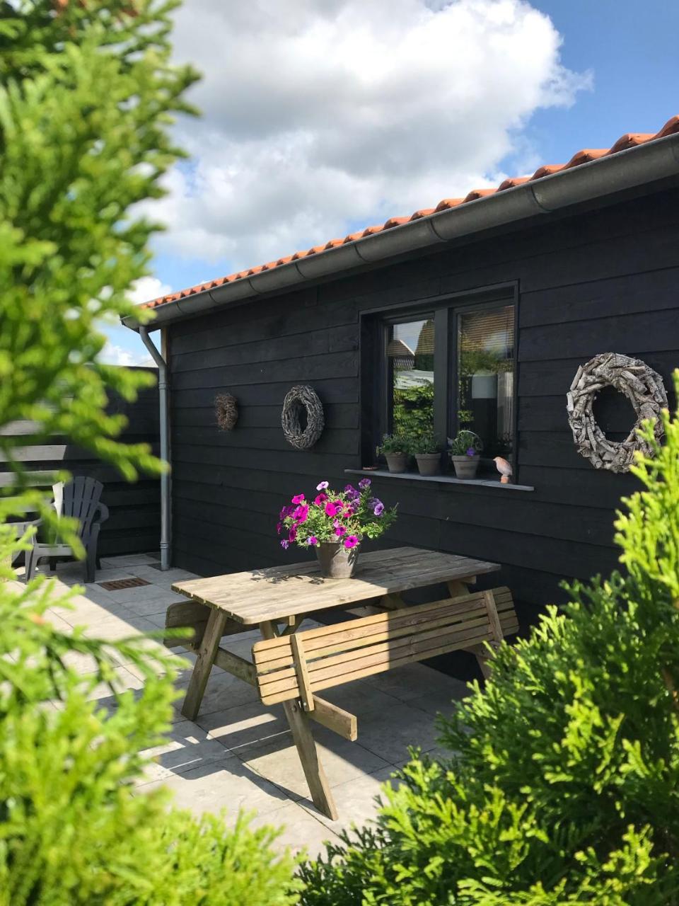 Chalet Peter — 4-Star Luxury Hotel in Limmen, Netherlands