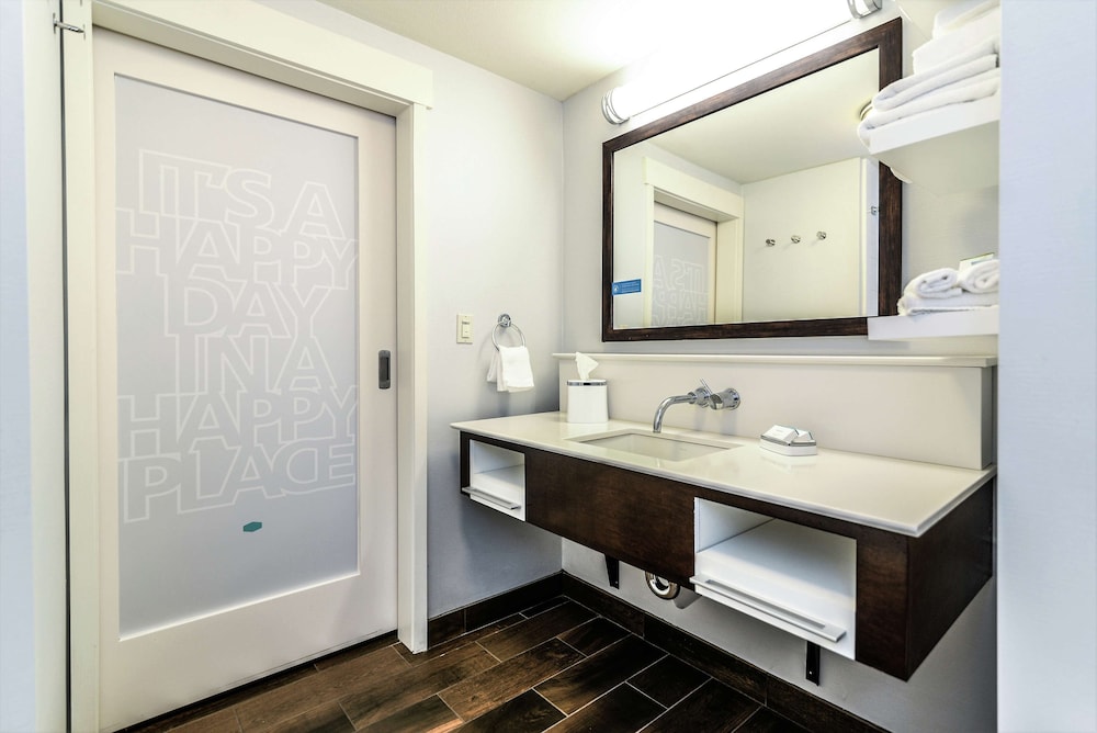 Hampton Inn Brighton - photo 36