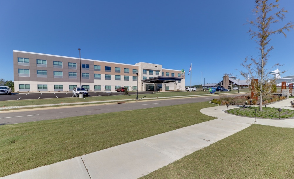 Holiday Inn Express & Suites Union City by IHG - photo 42