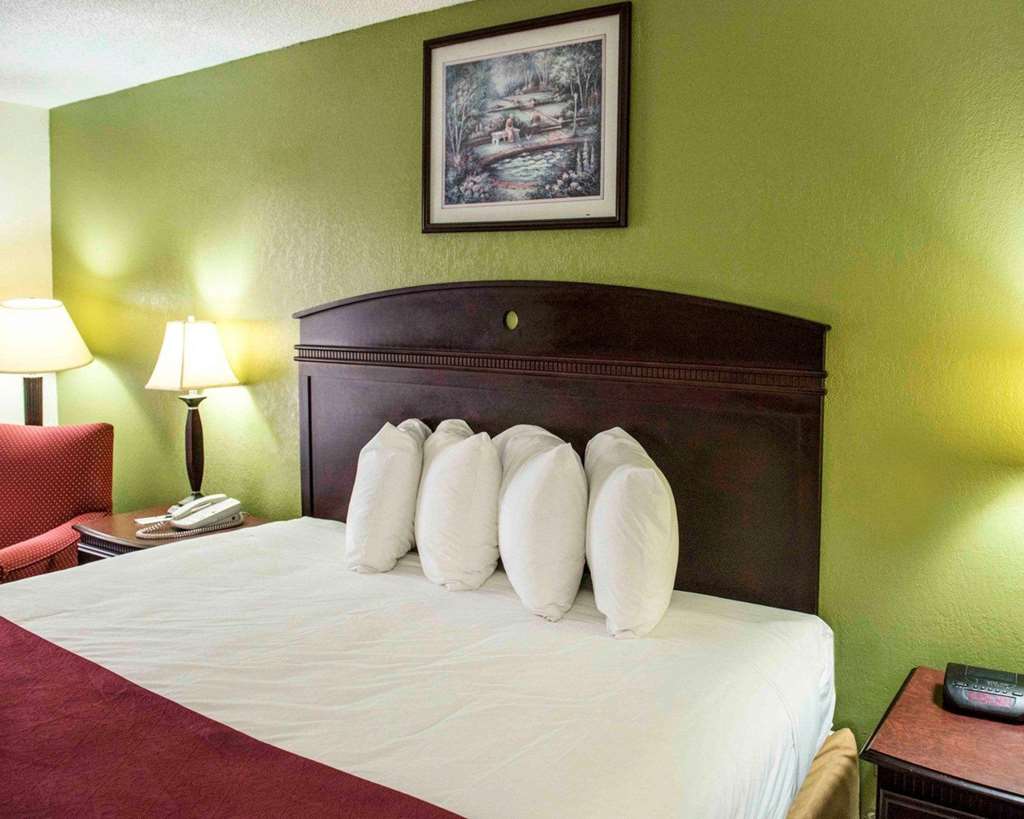 Quality Inn Chipley I 10 at Exit 120 - photo 13