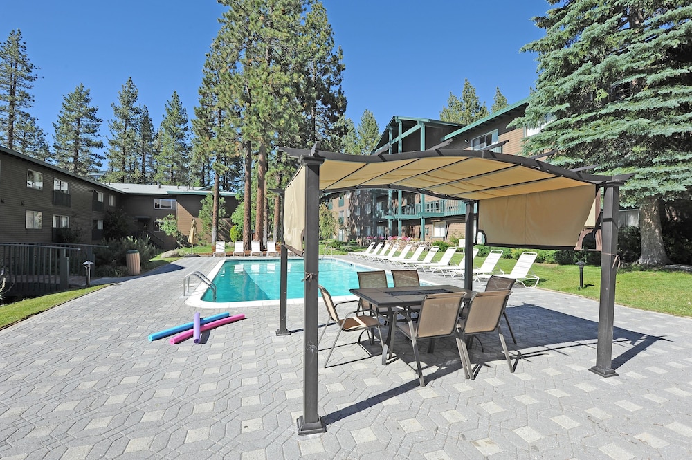 Forest Suites Resort at the Heavenly Village - photo 91