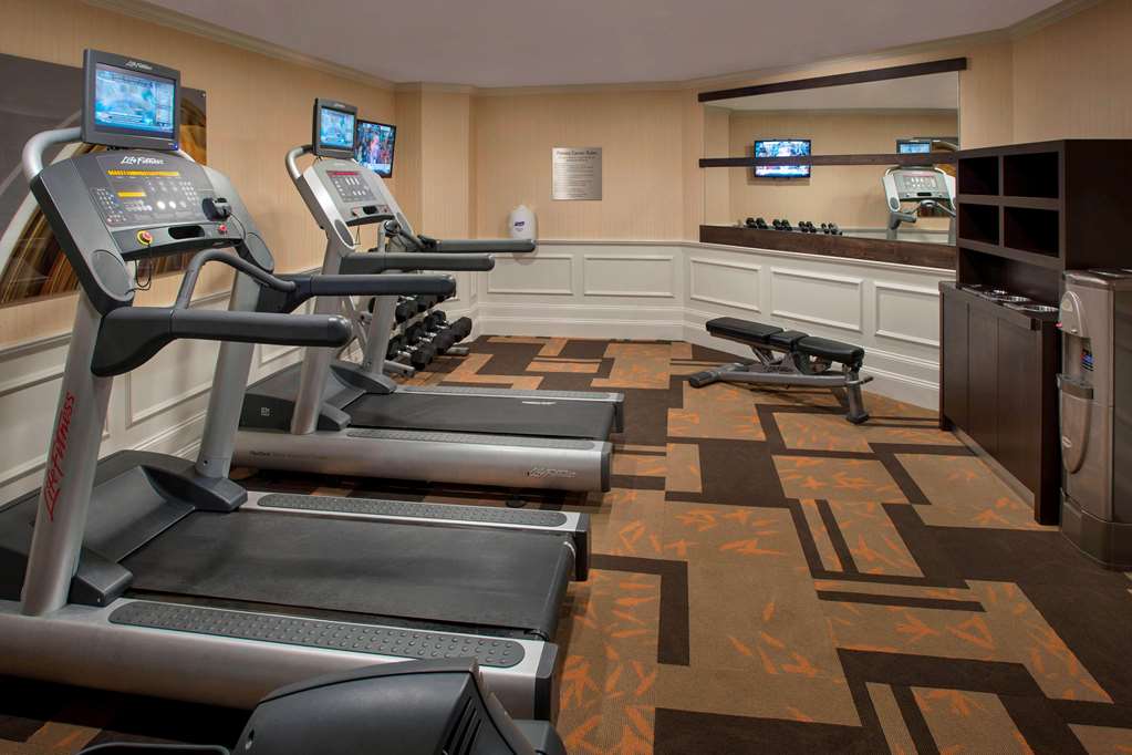 Sonesta Select Tinton Falls Eatontown - photo 22