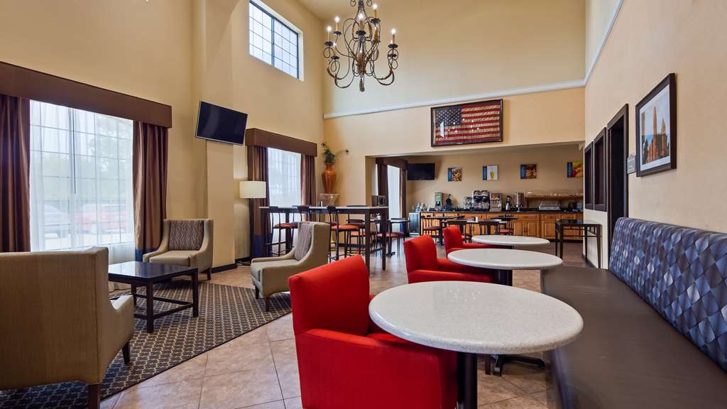 Best Western Windsor Pointe Hotel & Suites Frost Bank Center - photo 20