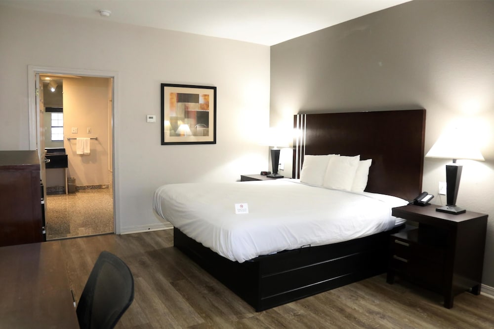 Americas Best Value Inn Monroe - photo 9