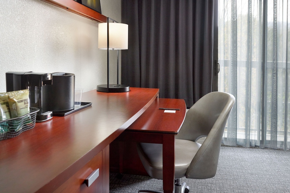 Courtyard Augusta Marriott - photo 6