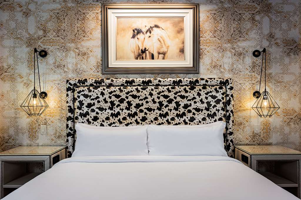 Brownwood Hotel & Spa - photo 35