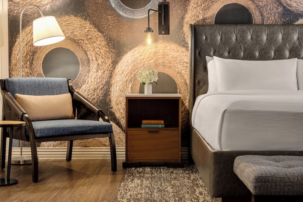 Hotel Indigo Naperville Riverwalk by IHG - photo 21