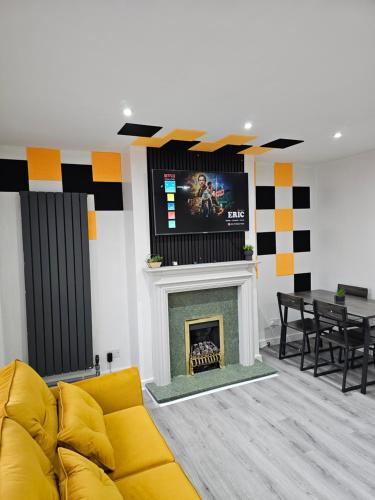 Bridgepay Modern 4 bedroom House in Cumbria Whitehaven Free Parking — 4-Star Luxury Hotel in Whitehaven, United Kingdom