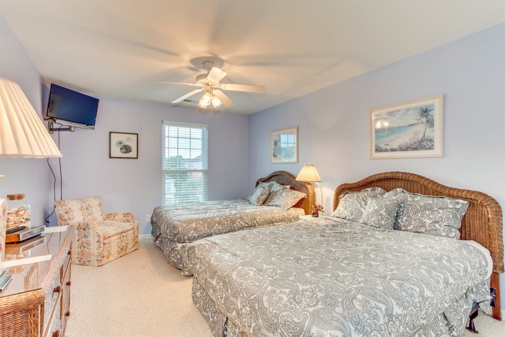 An Amazing Surfside Beach Escape - photo 8