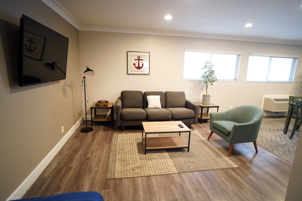Anaheim Executive Inn & Suites - photo 67