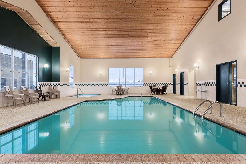 Country Inn & Suites By Radisson Little Falls Mn - photo 21