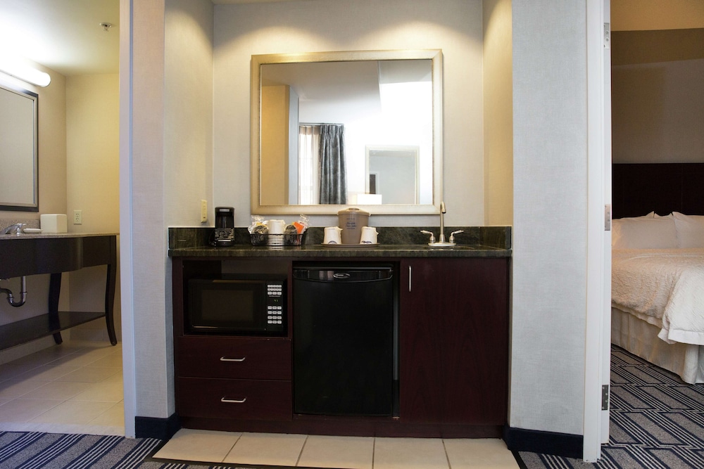 Hampton Inn & Suites Providence Downtown - photo 33