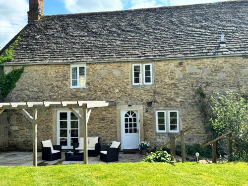 Come and stay at Little Wick — hotel in Lacock