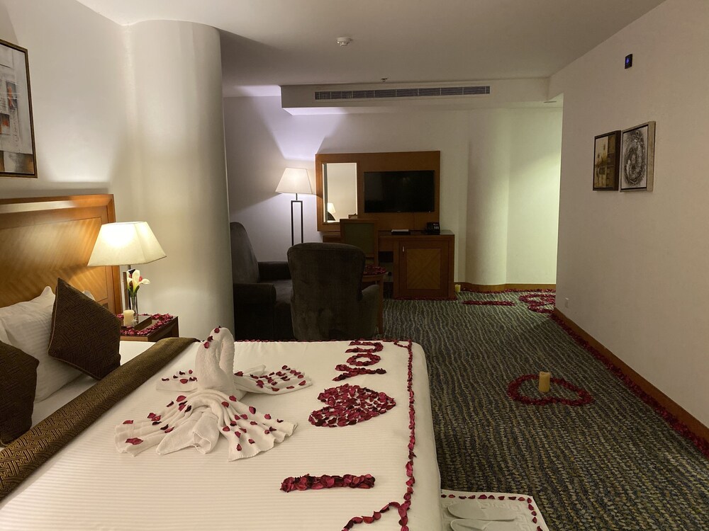 Lotaz Hotel suites - last minute hotel in Jeddah