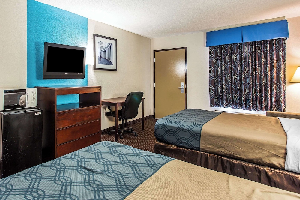 Econo Lodge Elizabeth City - photo 18