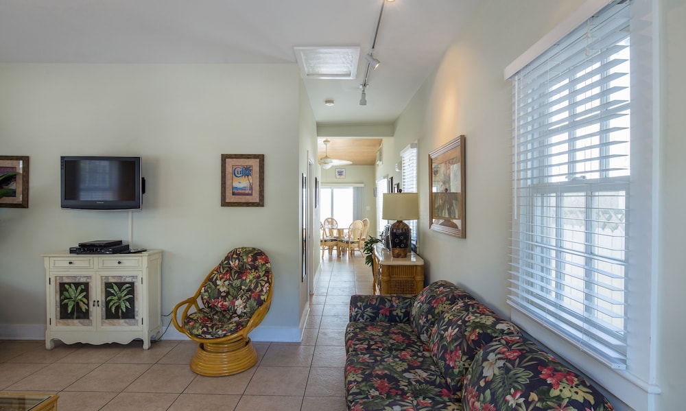 Wicker Guesthouse - photo 42