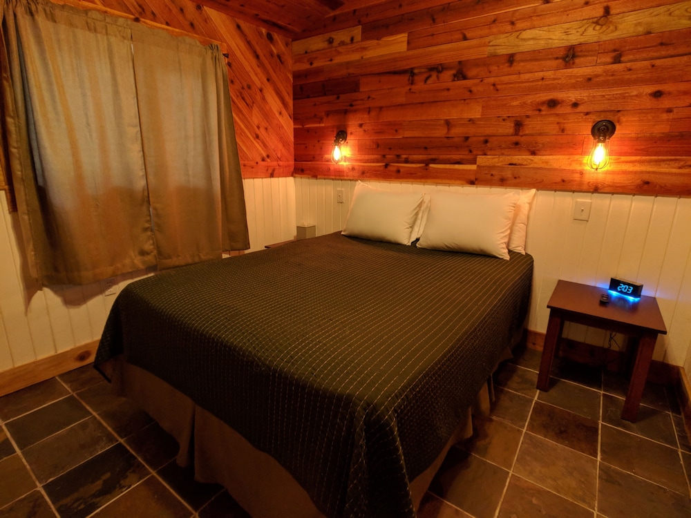 Emerald Forest Cabins - photo 35