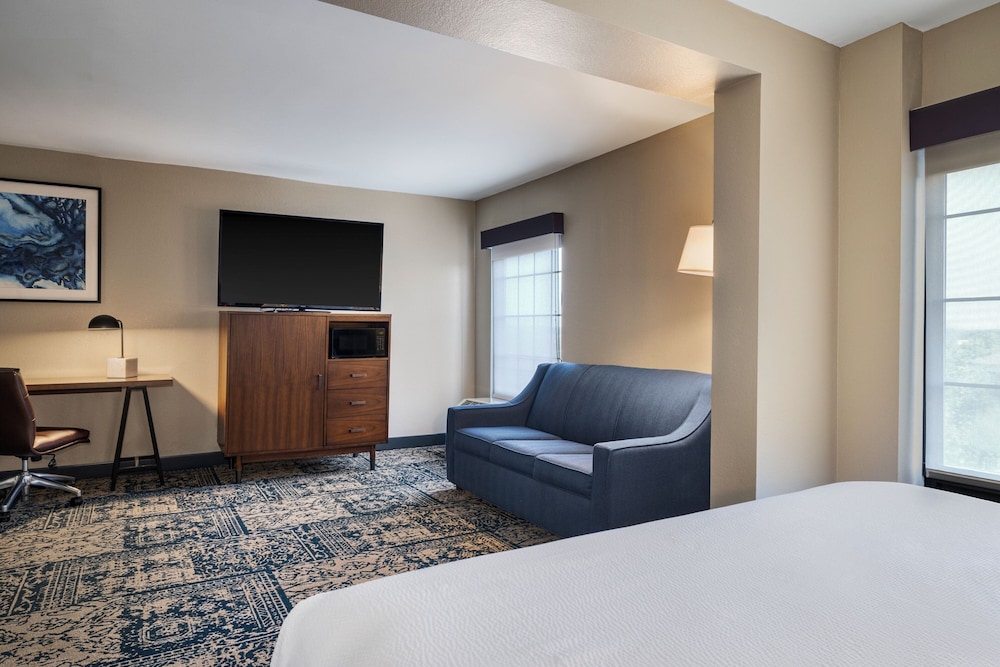 Four Points by Sheraton Greensboro Airport - photo 9