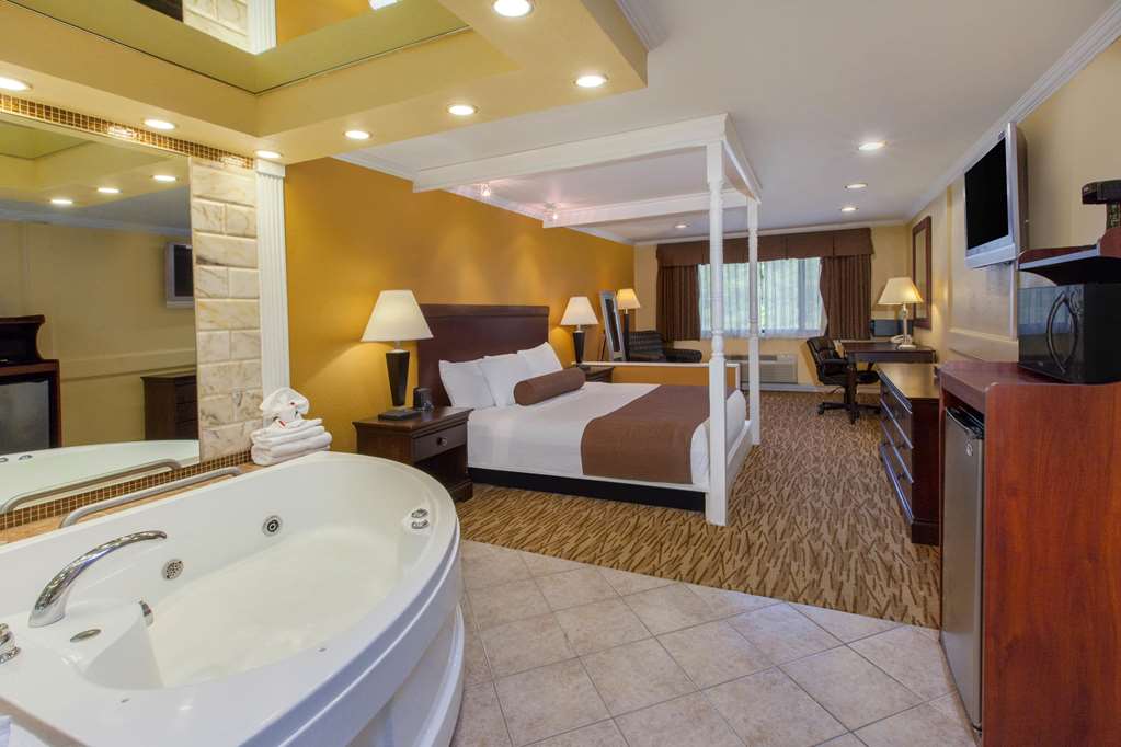 Baymont by Wyndham Pompton Plains Wayne - photo 24