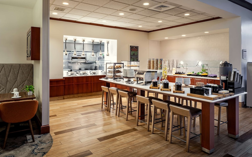 Hilton Garden Inn Chicago OHare Airport - photo 30