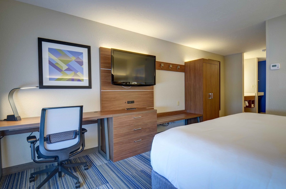 Holiday Inn Express & Suites North Platte by IHG - photo 3