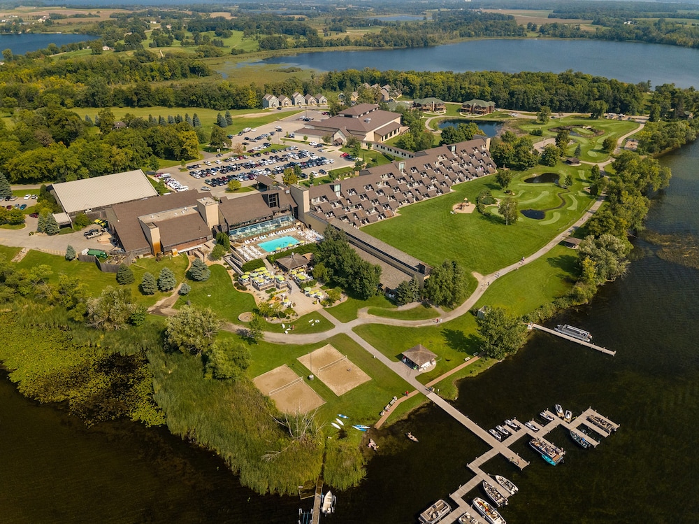 Arrowwood Resort and Conference Center in Alexandria, United States