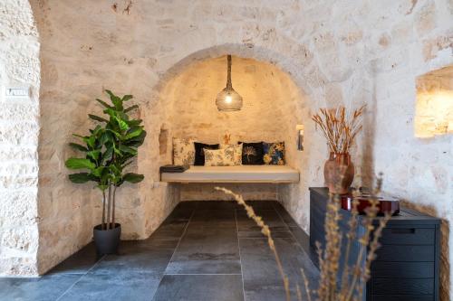 Trulli Cinque Nicchie in Martina Franca, Italy