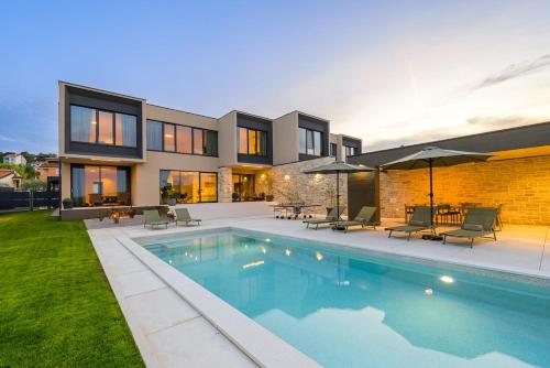 Villa Vellora by Istrialux — 4-Star Luxury Hotel in Rovinj, Croatia