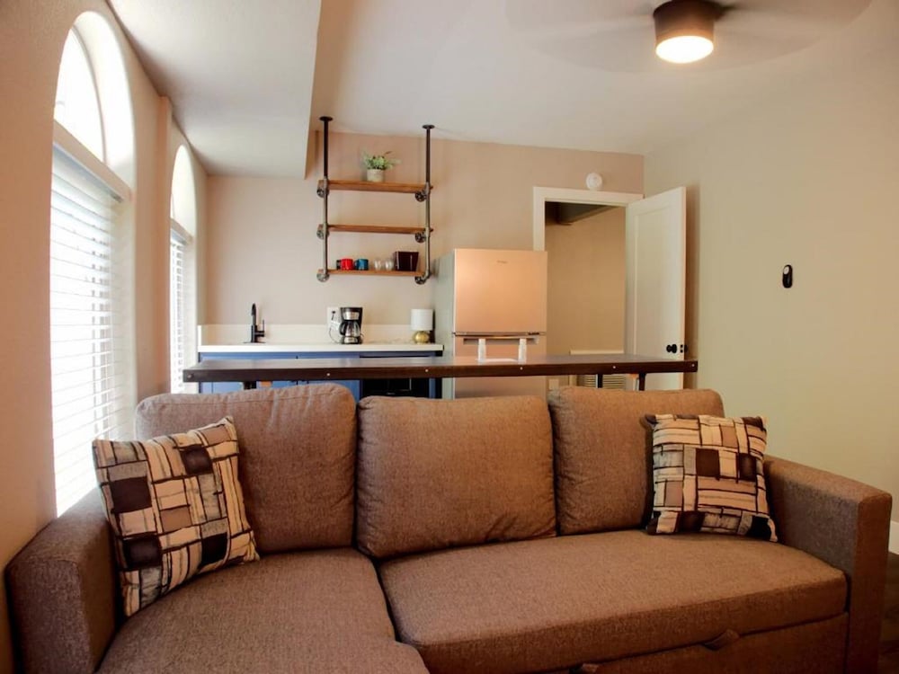 The Inn at Boatworks - photo 24