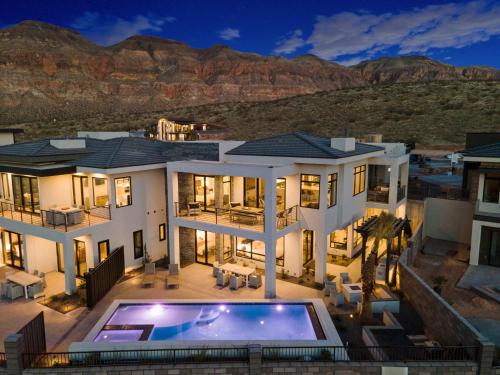 Albatross South At Copper Rock